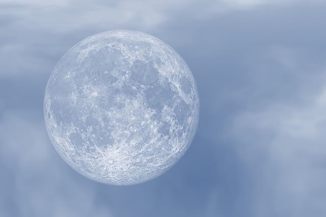 Η Σελήνη Σήμερα 31-03-2023 – Λίγη υπερβολή επιβάλλεται 1